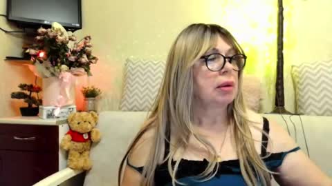 Snapshot of susiexnoreen chatting on 06-30-26, 01:50 SusiexNoreen online show from 06-30-26, 01:50