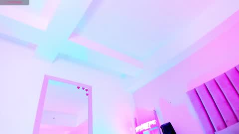 Sussan Nicole  online show from 02-11-25, 03:40