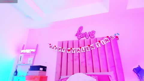 Sussan Nicole  online show from 02-17-25, 06:15