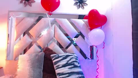 Snapshot of sussana_wild chatting on 02-15-26, 12:47 Sussana online show from 02-15-26, 12:47