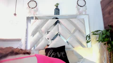 Snapshot of sussana_wild chatting on 04-29-26, 05:30 Sussana online show from 04-29-26, 05:30