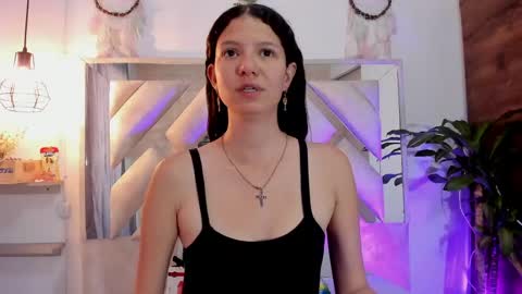 Snapshot of sussana_wild chatting on 05-20-26, 12:22 Sussana online show from 05-20-26, 12:22