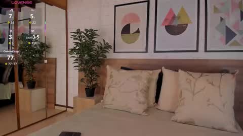 Snapshot of sussanalee chatting on 11-28-25, 11:46 Your Squirt queen online show from 11-28-25, 11:46