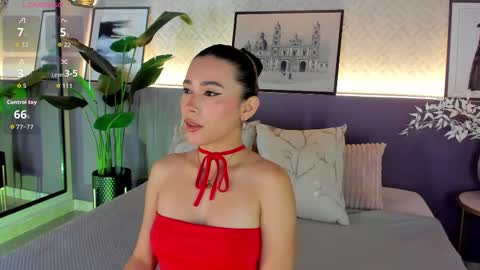 Snapshot of sussanalee chatting on 11-30-25, 12:20 Your Squirt queen online show from 11-30-25, 12:20