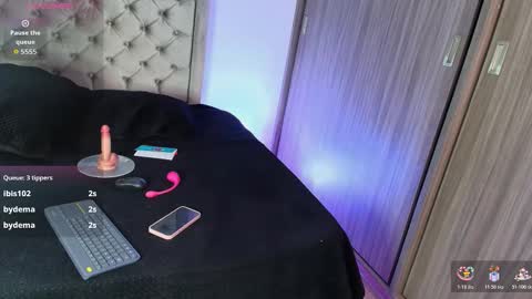 Andrea online show from 02-10-26, 08:57