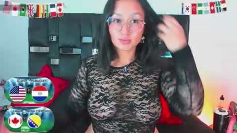 Snapshot of sussysunny_ chatting on 06-21-26, 04:04 Sussy Sunny online show from 06-21-26, 04:04