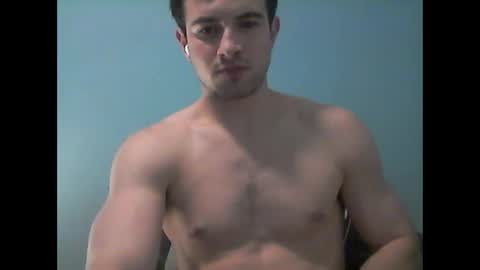 Snapshot of sutromaxx chatting on 10-05-25, 12:42 Maximus online show from 10-05-25, 12:42