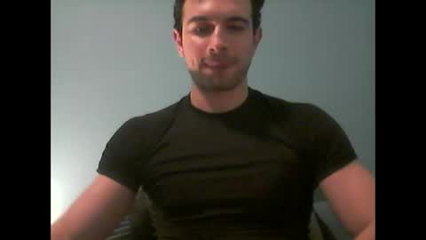 Snapshot of sutromaxx chatting on 10-17-25, 11:29 Maximus online show from 10-17-25, 11:29