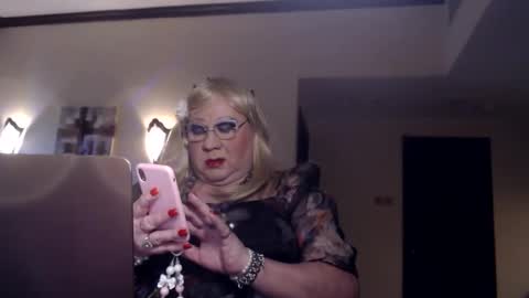 My name is Sissy or more fully Suzanna Aprilia Maria Mariquita Catarina Chinita Banci. Soy una puta - que chimba ladybug online show from 12-20-24, 02:49