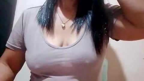 suzzie_hot online show from 12-22-25, 12:24