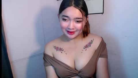Jasmine online show from 10-12-25, 01:04