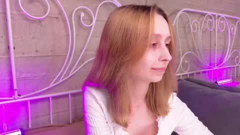 RACHEL online show from 05-26-26, 04:36