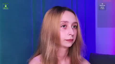 Snapshot of sweatee_fluff chatting on 06-12-26, 08:41 RACHEL online show from 06-12-26, 08:41
