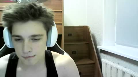 Snapshot of sweeetyangeel chatting on 10-22-25, 05:13 sweeetyangeel online show from 10-22-25, 05:13