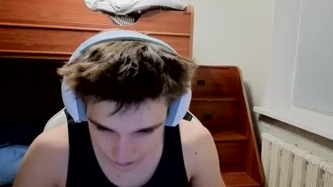 Snapshot of sweeetyangeel chatting on 10-26-25, 03:40 sweeetyangeel online show from 10-26-25, 03:40