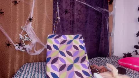 Debora  online show from 10-27-25, 11:58