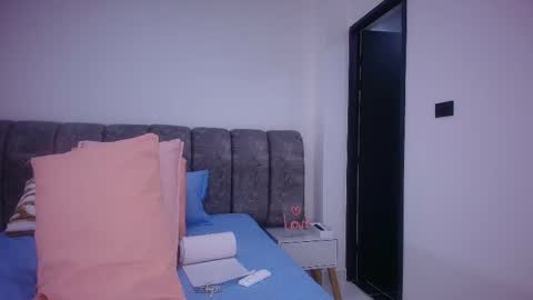 Debora  online show from 11-06-25, 12:06