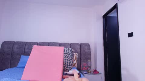 Debora  online show from 11-15-25, 12:02