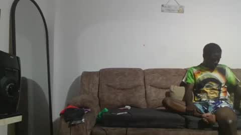 Snapshot of sweerie20 chatting on 12-14-25, 07:47 sweerie20 online show from 12-14-25, 07:47