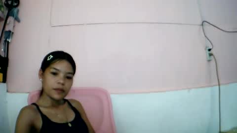 Snapshot of sweet01pinay chatting on 06-22-26, 03:25 sweet01pinay online show from 06-22-26, 03:25