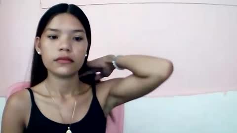 Snapshot of sweet01pinay chatting on 06-24-26, 03:05 sweet01pinay online show from 06-24-26, 03:05