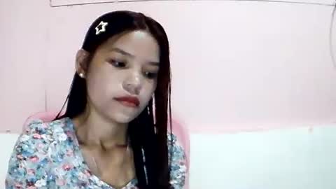 Snapshot of sweet01pinay chatting on 06-28-26, 10:21 sweet01pinay online show from 06-28-26, 10:21