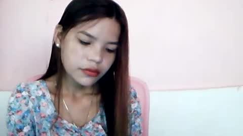 Snapshot of sweet01pinay chatting on 07-26-26, 01:36 sweet01pinay online show from 07-26-26, 01:36