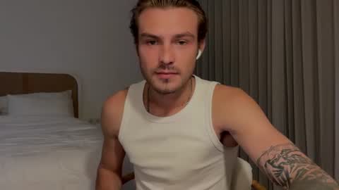 Snapshot of sweet19sammy chatting on 06-29-26, 06:30 Sammy online show from 06-29-26, 06:30
