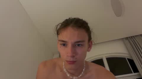 Snapshot of sweet19sammy chatting on 06-30-26, 01:12 Sammy online show from 06-30-26, 01:12