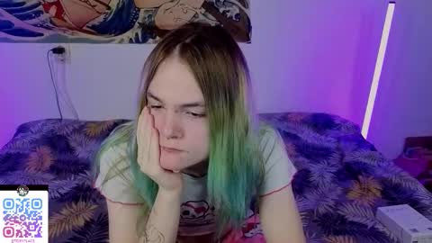 Snapshot of sweet4t chatting on 12-21-25, 01:51 Haeyang Torry online show from 12-21-25, 01:51