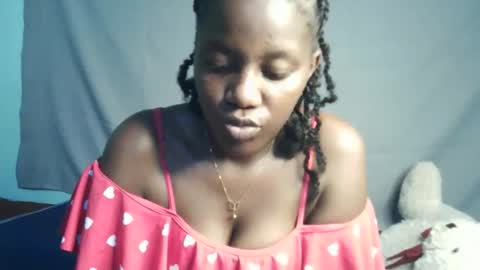 sweet69berry online show from 12-17-25, 07:36