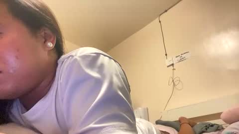 Snapshot of sweet7061 chatting on 11-11-25, 11:10 sweet7061 online show from 11-11-25, 11:10