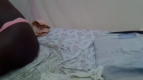 Snapshot of sweet_0012 chatting on 07-07-26, 06:47 Cecee online show from 07-07-26, 06:47