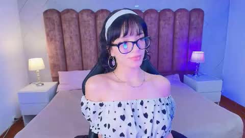 Sweet 1Angel online show from 02-01-26, 04:11