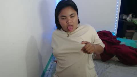 Snapshot of sweet_69ally chatting on 10-31-25, 07:37 ally online show from 10-31-25, 07:37