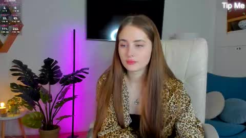 Sweet  Amily online show from 11-09-25, 08:45