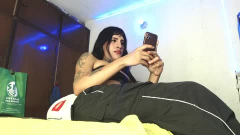 Snapshot of sweet__athena chatting on 05-16-26, 02:41 sweet__athena online show from 05-16-26, 02:41