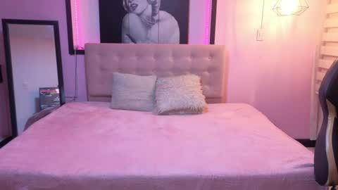 sweet__cat__ online show from 06-17-26, 02:25