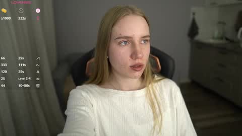Snapshot of sweet__michelle chatting on 04-21-26, 06:34 Michelle online show from 04-21-26, 06:34