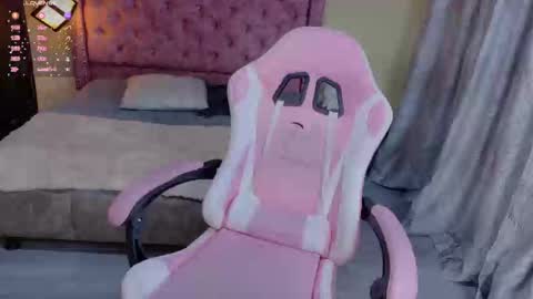 Snapshot of sweet__thang chatting on 10-07-25, 04:53 sweet__thang online show from 10-07-25, 04:53