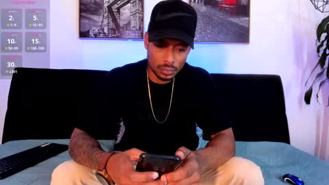 Snapshot of sweet_alessandro1 chatting on 01-31-25, 07:40 alessandre online show from 01-31-25, 07:40