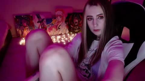 Snapshot of sweet_alica15 chatting on 04-26-26, 05:54 Alice online show from 04-26-26, 05:54
