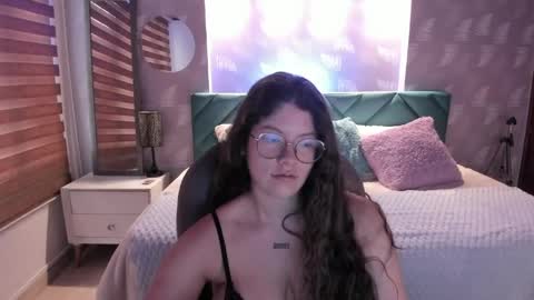 Alice online show from 04-05-26, 12:46