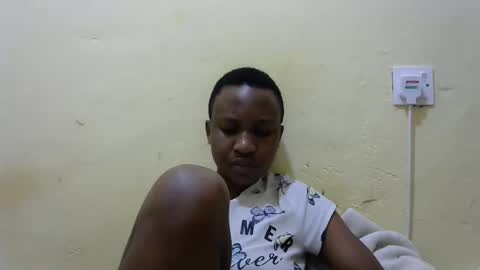 Silvia online show from 12-22-25, 02:19