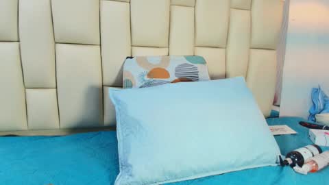 Snapshot of sweet_amye chatting on 11-26-25, 07:15 Amye online show from 11-26-25, 07:15