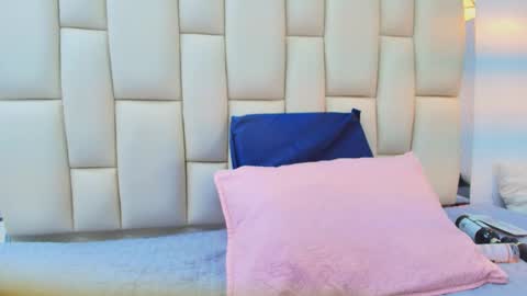 Snapshot of sweet_amye chatting on 12-02-25, 07:20 Amye online show from 12-02-25, 07:20