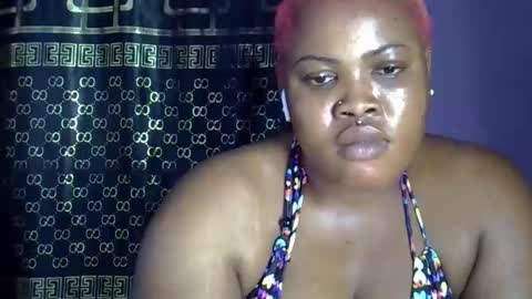 Snapshot of sweet_baby27 chatting on 10-28-25, 10:01 sweet baby online show from 10-28-25, 10:01