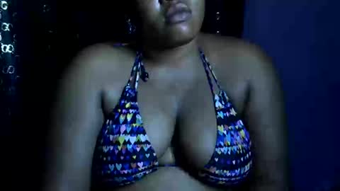 Snapshot of sweet_baby27 chatting on 02-17-26, 02:19 sweet baby online show from 02-17-26, 02:19