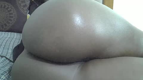 Snapshot of sweet_barbara_ chatting on 02-19-25, 03:05 sweet_barbara_ online show from 02-19-25, 03:05