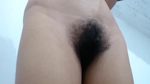 Snapshot of sweet_barbiiee chatting on 09-21-25, 03:35 Barbara online show from 09-21-25, 03:35